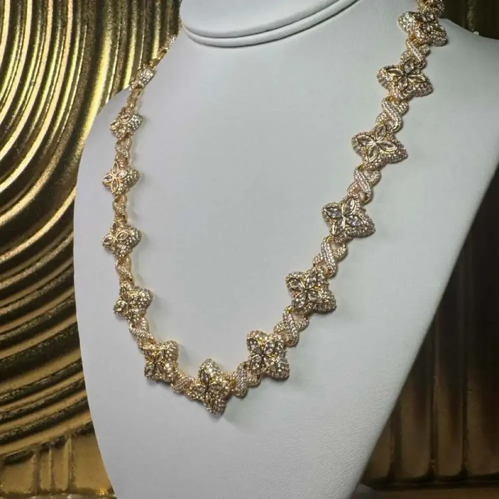 Gold Clover Cuban Link Necklace 4541